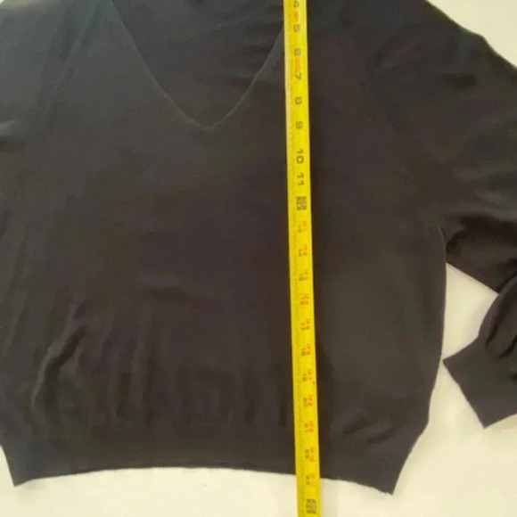 7 for All Mankind V-Neck Pullover Luxury Blouson Sweater Size L - Picture 10 of 10